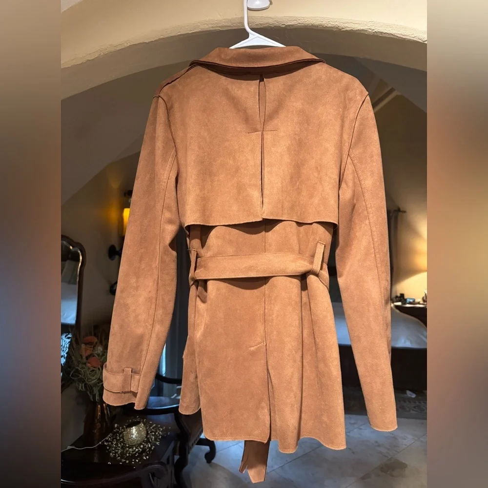 Haute Monde Camel Trench Coat - Picture 3 of 3